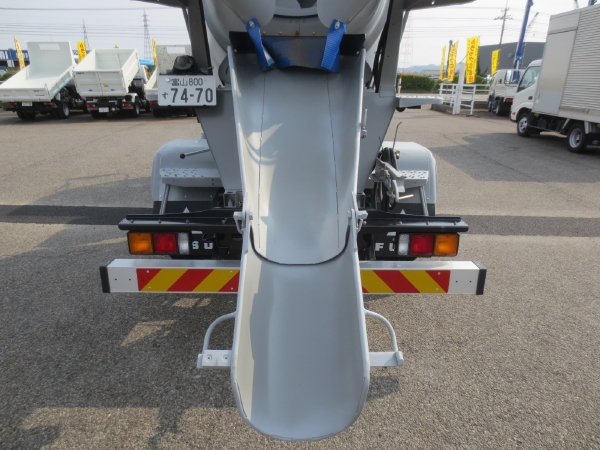 三菱ファイターミキサー車|中古トラックの販売・買取・査定のアイナビ