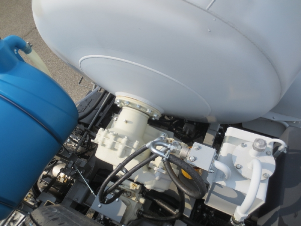 三菱ファイターミキサー車|中古トラックの販売・買取・査定のアイナビ