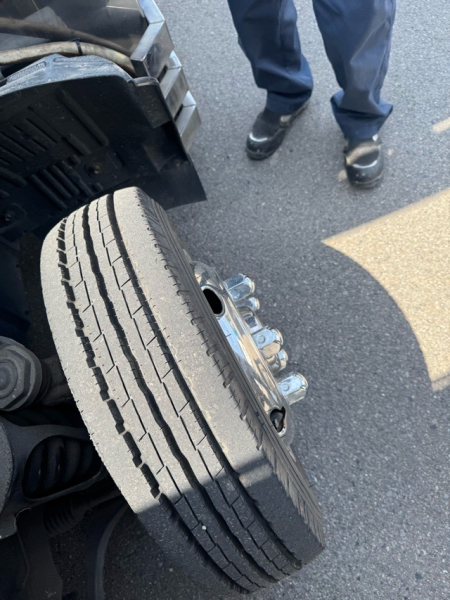 H27エルフ冷凍 三菱-30度設定 二室サイドドア|中古トラックの販売・買取・査定のアイナビ