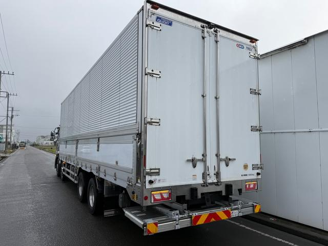 UDトラックス ウイング車 クオン|中古トラックの販売・買取・査定のアイナビ