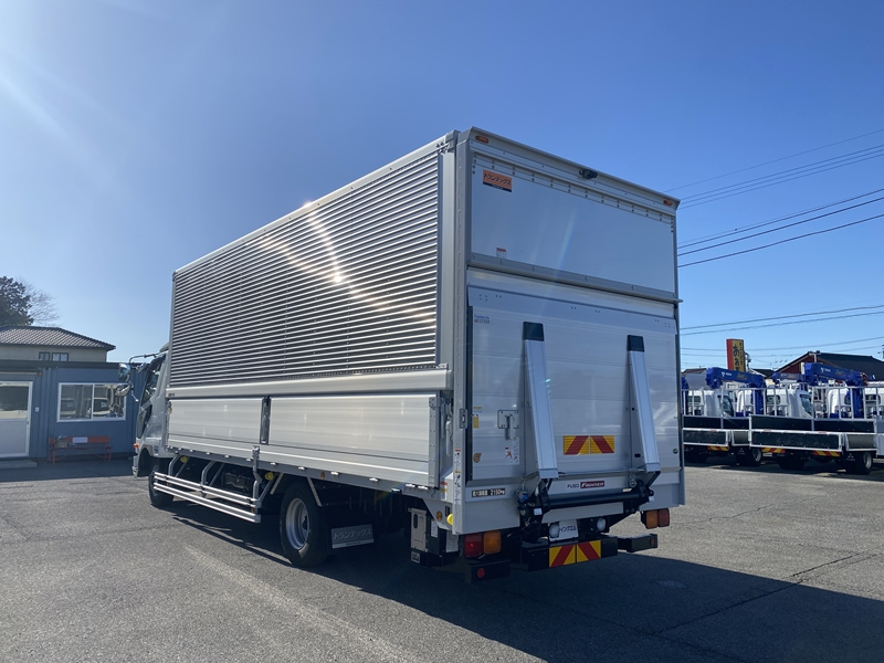 ファイター　ワイド　内寸6.2m　跳上ゲート付　積載2,150kg　プロライン装備|中古トラックの販売・買取・査定のアイナビ