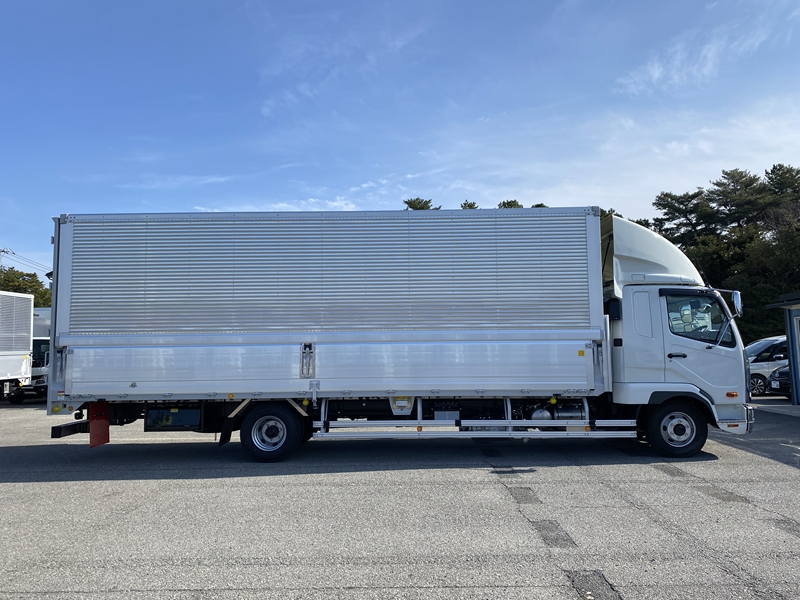 ファイター　ワイド 内寸7.2m　積載2,200kg　プロライン装備|中古トラックの販売・買取・査定のアイナビ