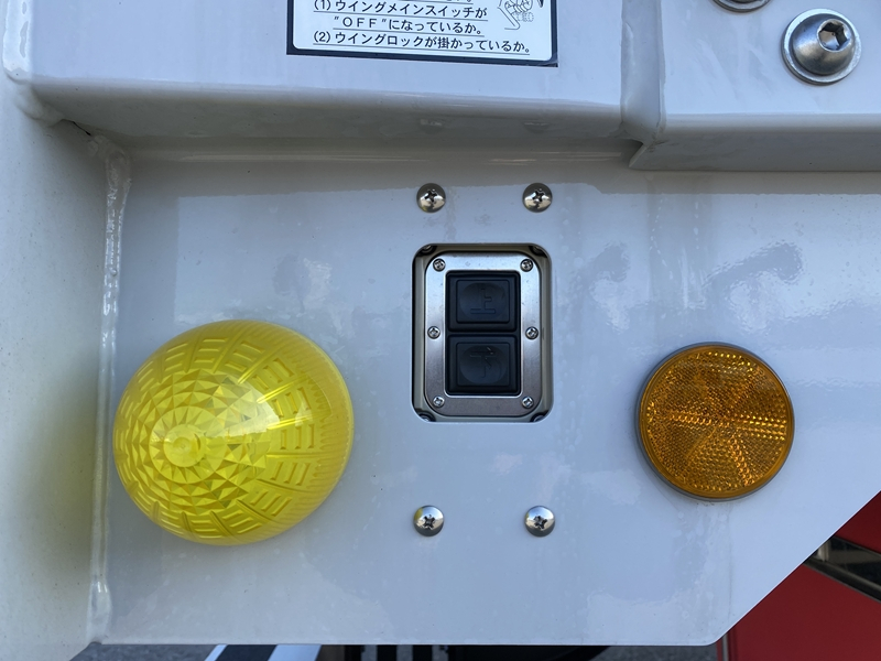 ファイター　ワイド 内寸7.2m　積載2,200kg　プロライン装備|中古トラックの販売・買取・査定のアイナビ