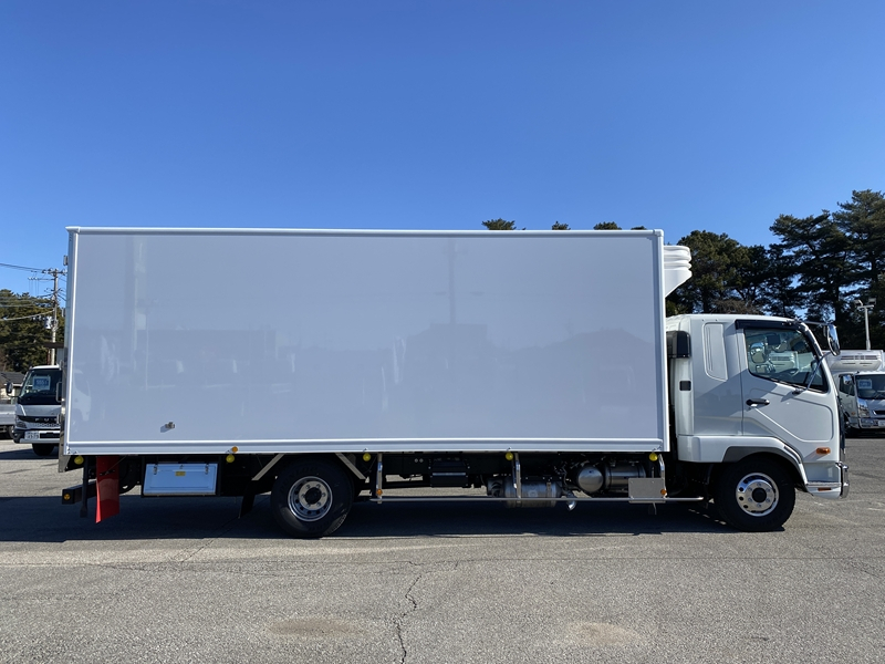 ファイター　ワイド　-30℃設定　積載2,550kg　床キーストン　プロライン装備|中古トラックの販売・買取・査定のアイナビ