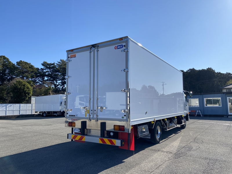 ファイター　ワイド　-30℃設定　積載2,550kg　床キーストン　プロライン装備|中古トラックの販売・買取・査定のアイナビ