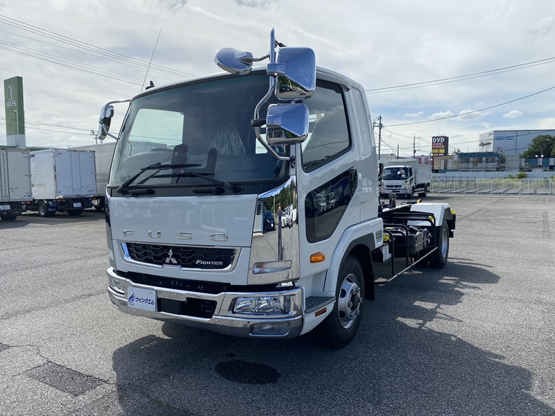 ファイター 新明和工業 ベット付 220PS 積載3,600kg プロライン装備|中古トラックの販売・買取・査定のアイナビ