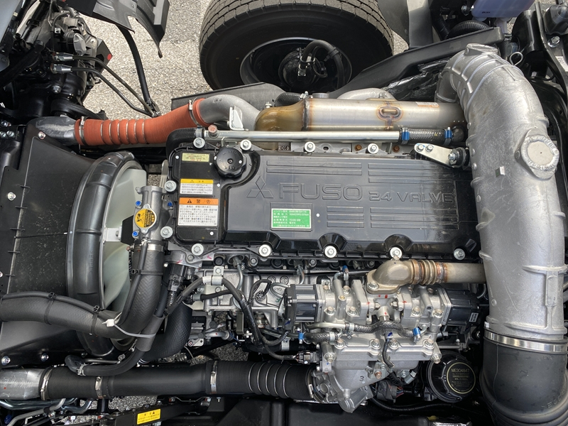 ファイター 新明和工業キャブバックステージ積載3,450kgプロライン装備|中古トラックの販売・買取・査定のアイナビ