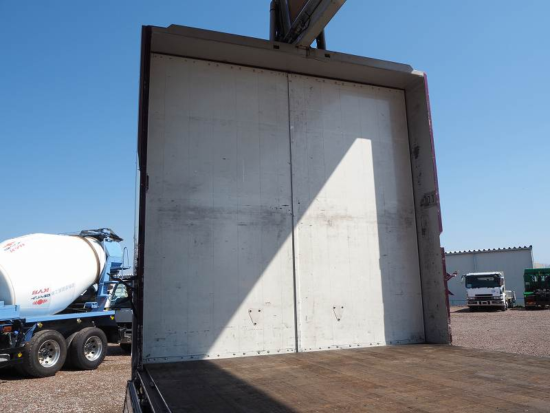 三菱スーパーグレート22tショートベースアルミウイング|中古トラックの販売・買取・査定のアイナビ