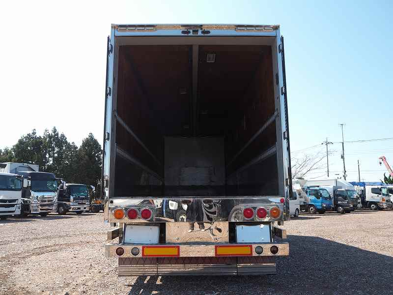 三菱スーパーグレート22tショートベースアルミウイング|中古トラックの販売・買取・査定のアイナビ