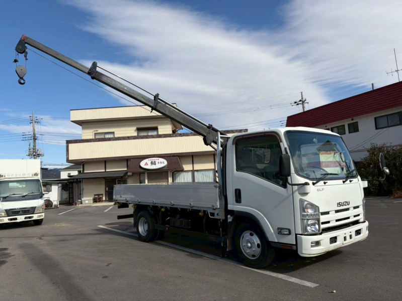 アルミブロック簡易クレーン古河ユニック3トン積載|中古トラックの販売・買取・査定のアイナビ