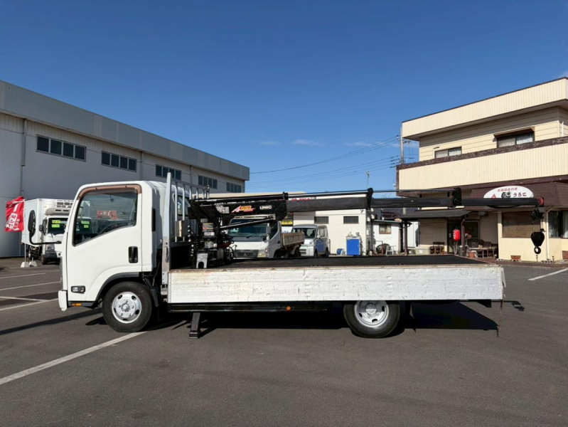 アルミブロック簡易クレーン古河ユニック3トン積載|中古トラックの販売・買取・査定のアイナビ