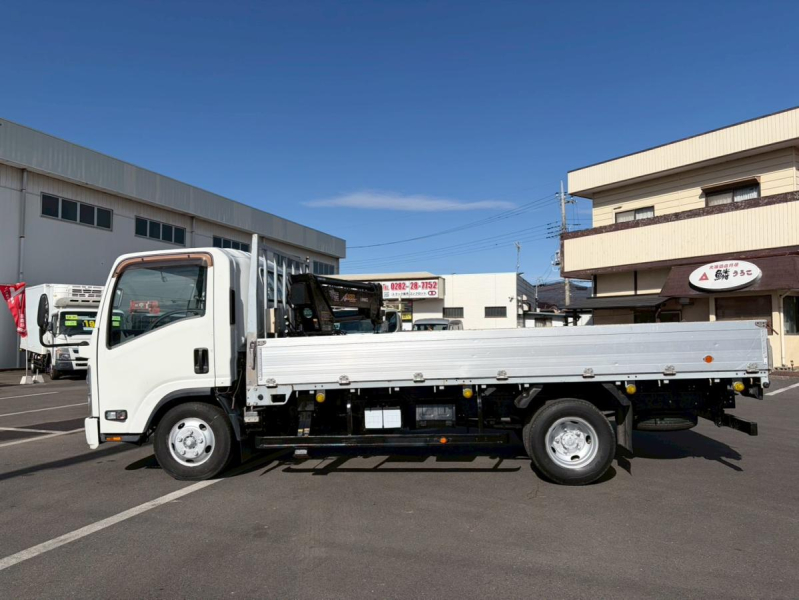 アルミブロック簡易クレーン古河ユニック3トン積載|中古トラックの販売・買取・査定のアイナビ