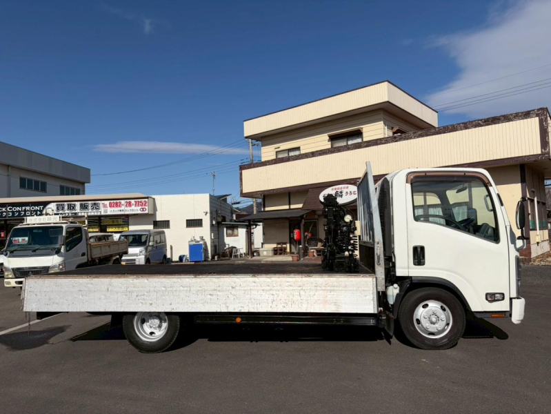 アルミブロック簡易クレーン古河ユニック3トン積載|中古トラックの販売・買取・査定のアイナビ