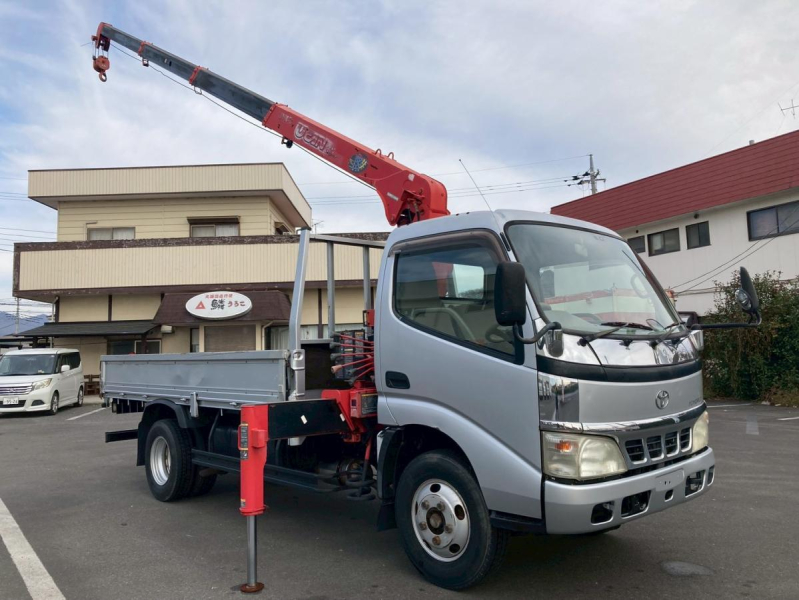 4段クレーン標準ロング古河ユニック2.63t吊3トン積載ラジコン|中古トラックの販売・買取・査定のアイナビ