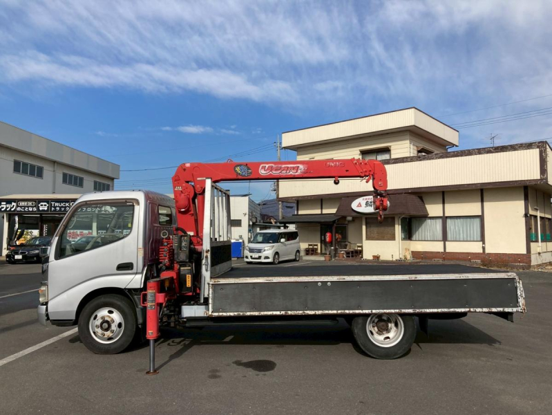 4段クレーン標準ロング古河ユニック2.63t吊3トン積載ラジコン|中古トラックの販売・買取・査定のアイナビ