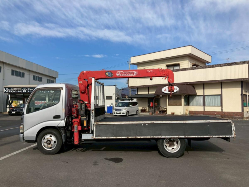 4段クレーン標準ロング古河ユニック2.63t吊3トン積載ラジコン|中古トラックの販売・買取・査定のアイナビ