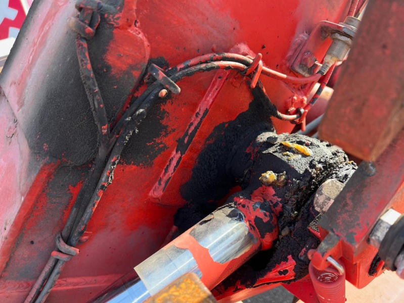 アームロール脱着装置付コンテナ専用車3.6トン積載検付|中古トラックの販売・買取・査定のアイナビ