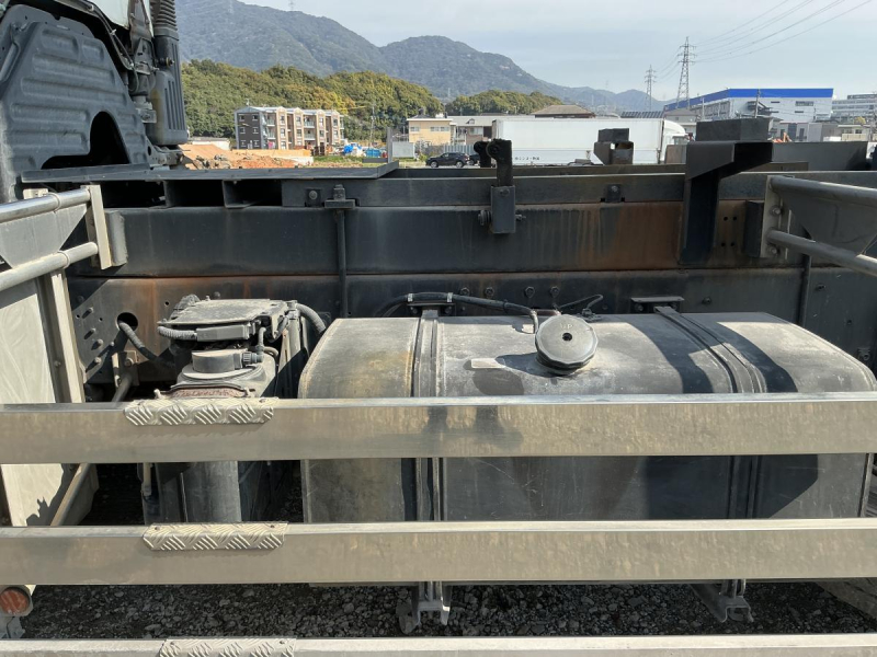 ★H24日野プロフィア深ダンプ22トンステンレスボディ|中古トラックの販売・買取・査定のアイナビ