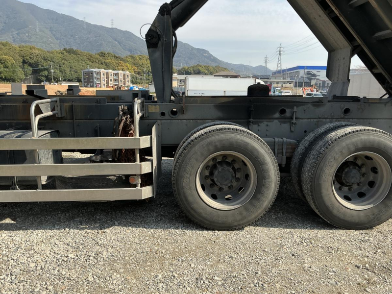 ★H24日野プロフィア深ダンプ22トンステンレスボディ|中古トラックの販売・買取・査定のアイナビ