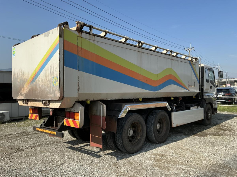 ★H26イスズギガ深ダンプ22トンステンレスボディ|中古トラックの販売・買取・査定のアイナビ