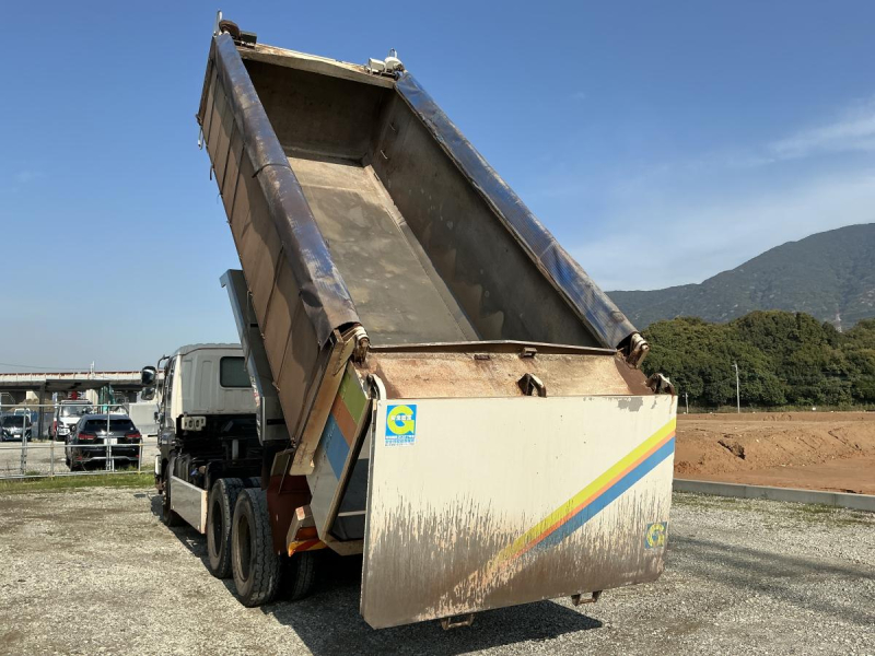 ★H26イスズギガ深ダンプ22トンステンレスボディ|中古トラックの販売・買取・査定のアイナビ