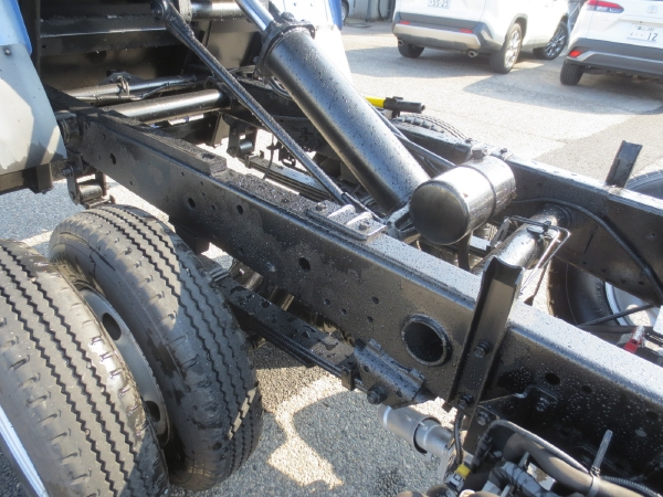 いすゞエルフ高床ダンプ|中古トラックの販売・買取・査定のアイナビ