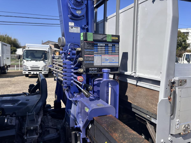 ワイド幅 超ロング 4段クレーンラジコン付き アルミアオリ|中古トラックの販売・買取・査定のアイナビ