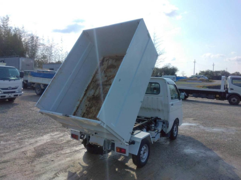 H20年 ハイゼット深ダンプパートタイム4WD No.1051|中古トラックの販売・買取・査定のアイナビ