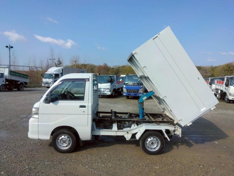 H20年 ハイゼット深ダンプパートタイム4WD No.1051|中古トラックの販売・買取・査定のアイナビ