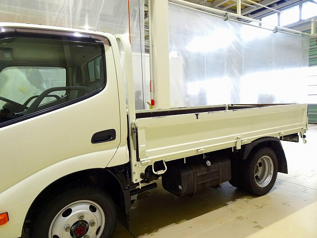 ダイナ2t4WDFJL標準平ボデー|中古トラックの販売・買取・査定のアイナビ