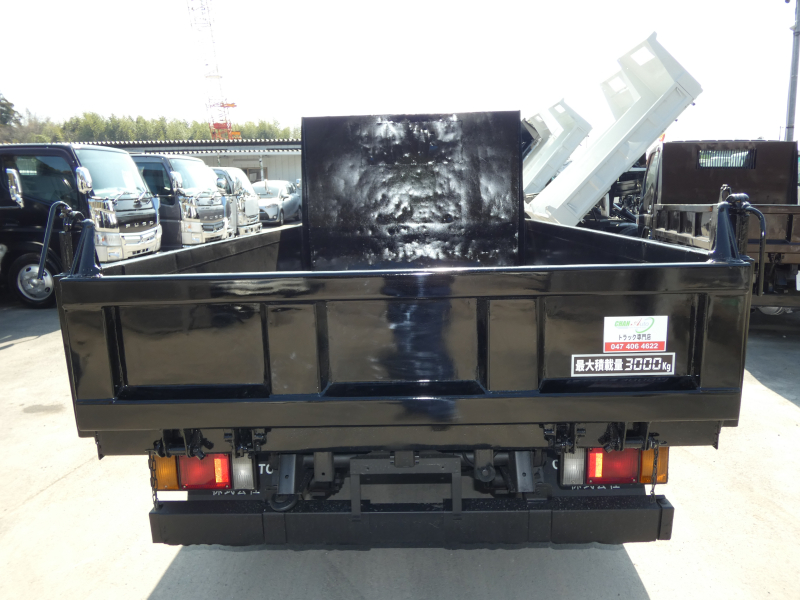 H26　3トン ダンプ マニュアル 260227|中古トラックの販売・買取・査定のアイナビ