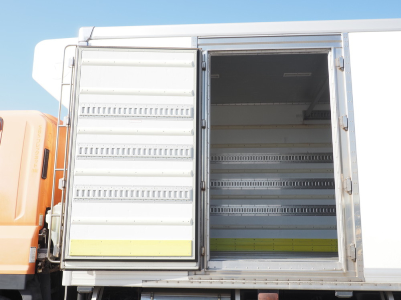 いすゞ 冷凍バン ギガ|中古トラックの販売・買取・査定のアイナビ