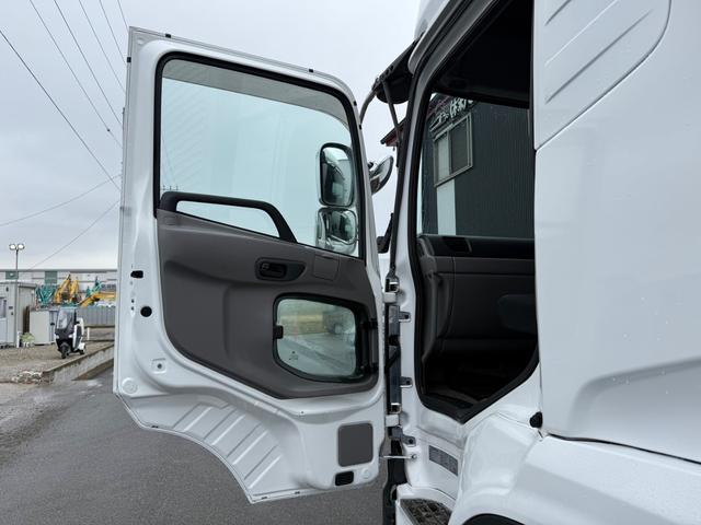 UDトラックス ウイング車 クオン|中古トラックの販売・買取・査定のアイナビ