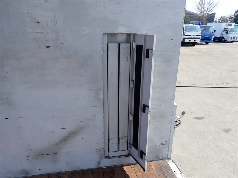 【352672】アルミウィング　格納ゲート付|中古トラックの販売・買取・査定のアイナビ