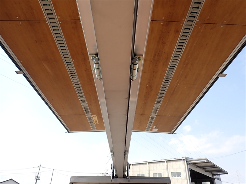 【352672】アルミウィング　格納ゲート付|中古トラックの販売・買取・査定のアイナビ