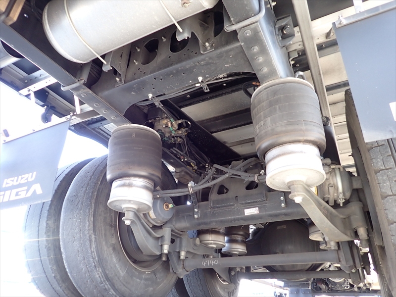 【352625】アルミウィング 床鉄板張り 融雪仕様|中古トラックの販売・買取・査定のアイナビ