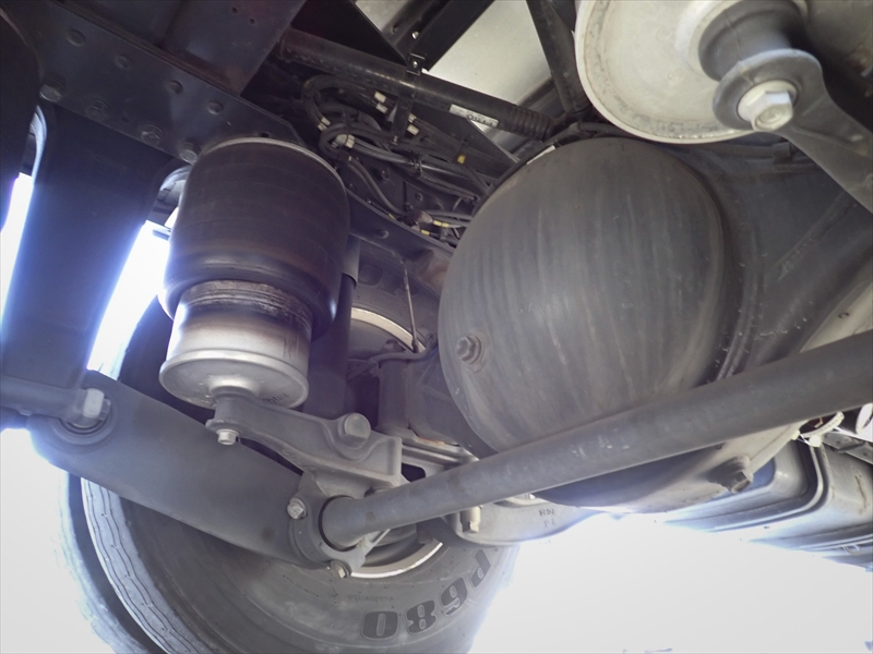 【352625】アルミウィング 床鉄板張り 融雪仕様|中古トラックの販売・買取・査定のアイナビ