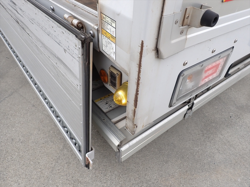 【352438】アルミウィング 格納ゲート付|中古トラックの販売・買取・査定のアイナビ