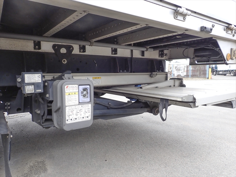 【352438】アルミウィング 格納ゲート付|中古トラックの販売・買取・査定のアイナビ