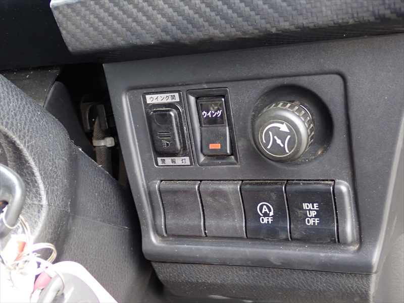 【352438】アルミウィング 格納ゲート付|中古トラックの販売・買取・査定のアイナビ