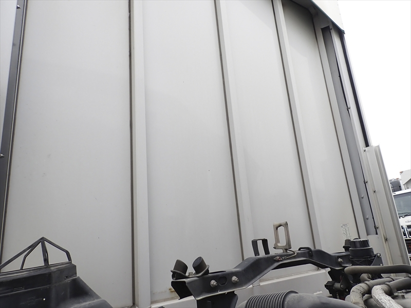 【352438】アルミウィング 格納ゲート付|中古トラックの販売・買取・査定のアイナビ