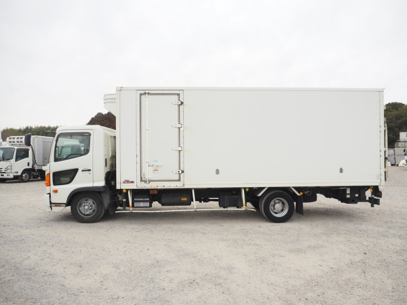 日野 冷凍バン レンジャープロ|中古トラックの販売・買取・査定のアイナビ