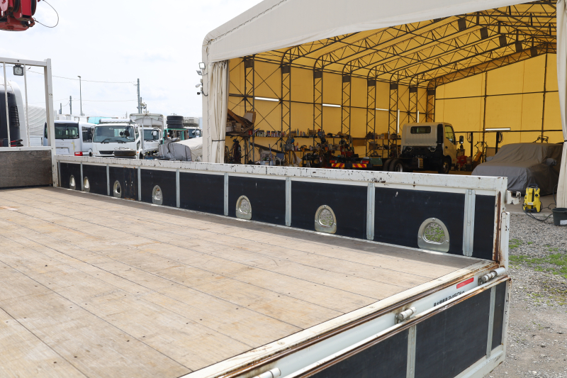 フォワード|中古トラックの販売・買取・査定のアイナビ