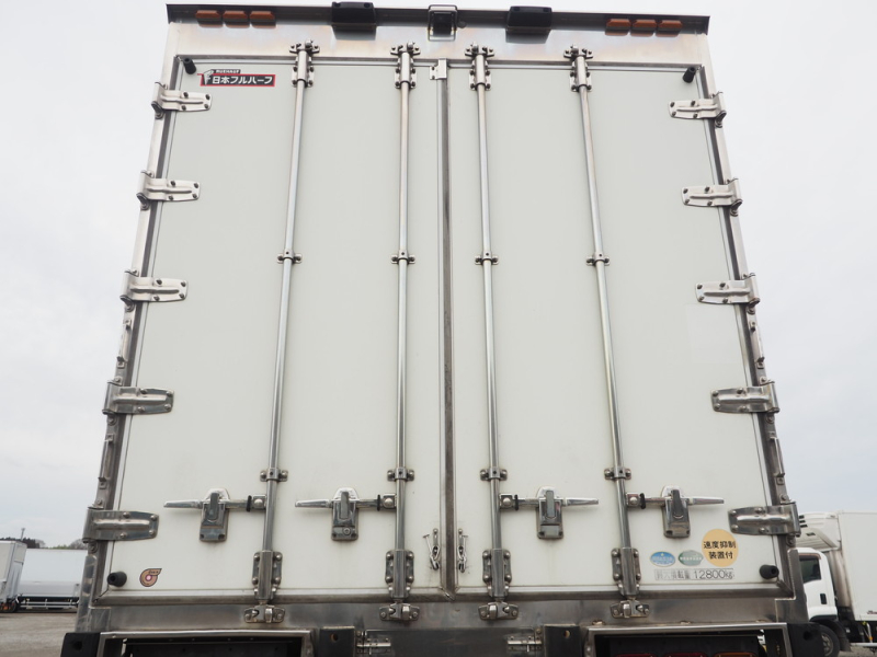 いすゞ 冷凍バン ギガ|中古トラックの販売・買取・査定のアイナビ