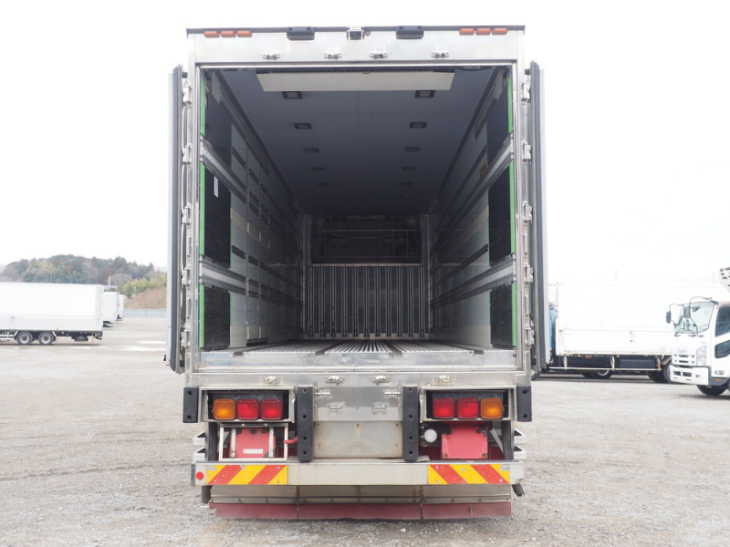 いすゞ 冷凍バン ギガ|中古トラックの販売・買取・査定のアイナビ