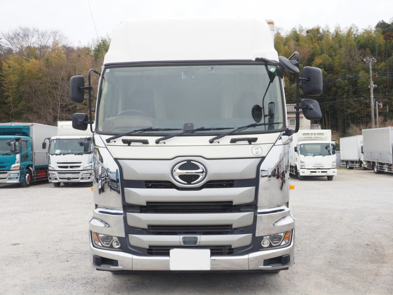 日野 冷凍バン プロフィア|中古トラックの販売・買取・査定のアイナビ