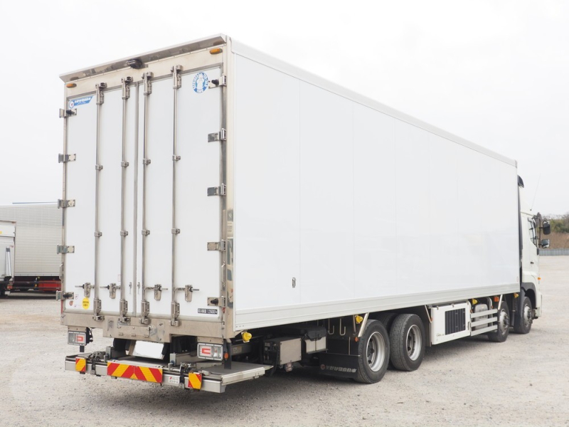 日野 冷凍バン プロフィア|中古トラックの販売・買取・査定のアイナビ