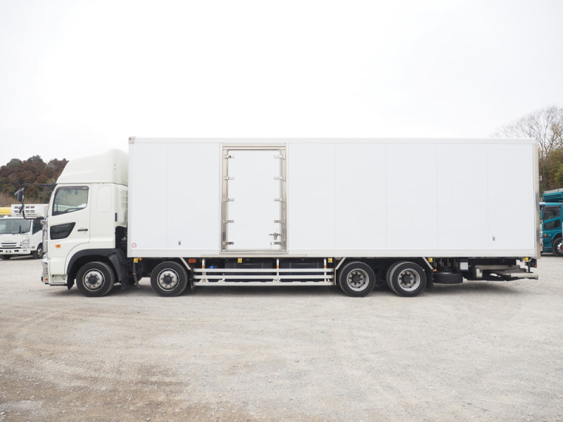 日野 冷凍バン プロフィア|中古トラックの販売・買取・査定のアイナビ