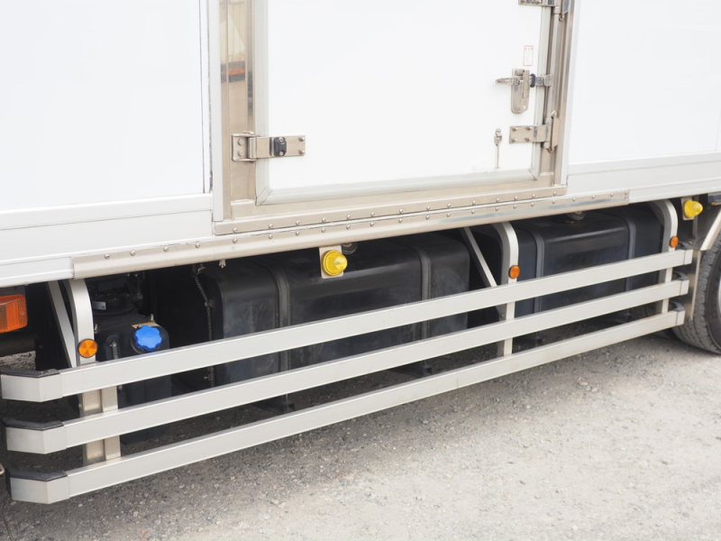 日野 冷凍バン プロフィア|中古トラックの販売・買取・査定のアイナビ