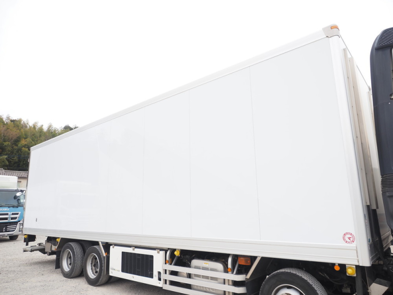 日野 冷凍バン プロフィア|中古トラックの販売・買取・査定のアイナビ